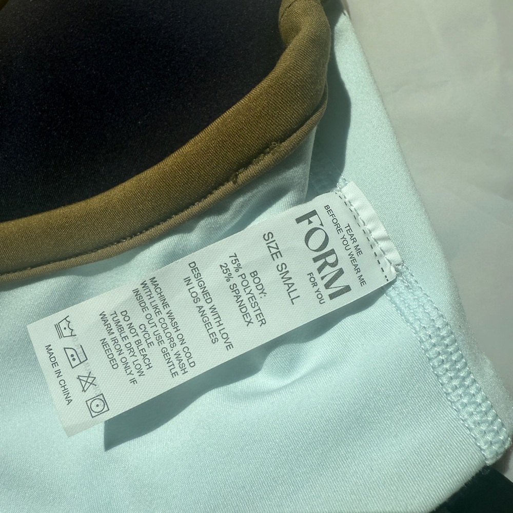 NWT Form Reversible Racer Bra - Picture 7 of 8